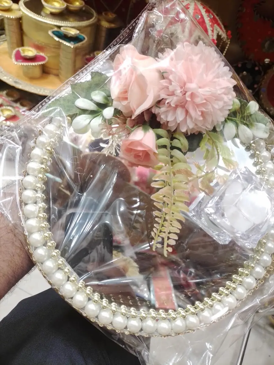 Pearl gift platter with pink flowers in wrap